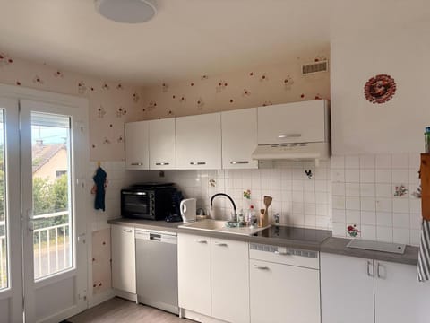 Appartement familial Disney proche de la mer Apartment in Jullouville
