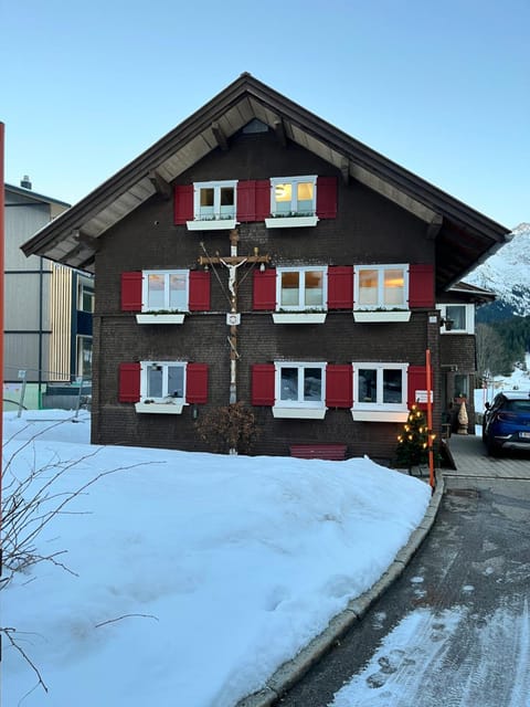 Property building, Winter
