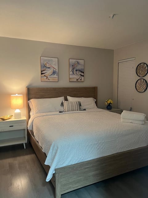 Casa Flamingo Splash Dania Beach Vibes! House in Dania Beach