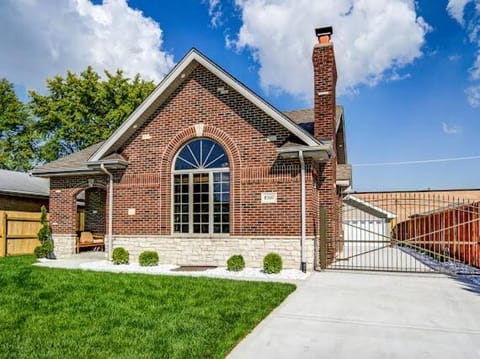 Beautiful home in Bridgeview! House in Chicago