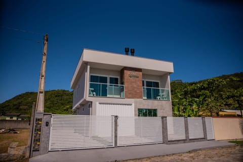 Property building, Day, Natural landscape