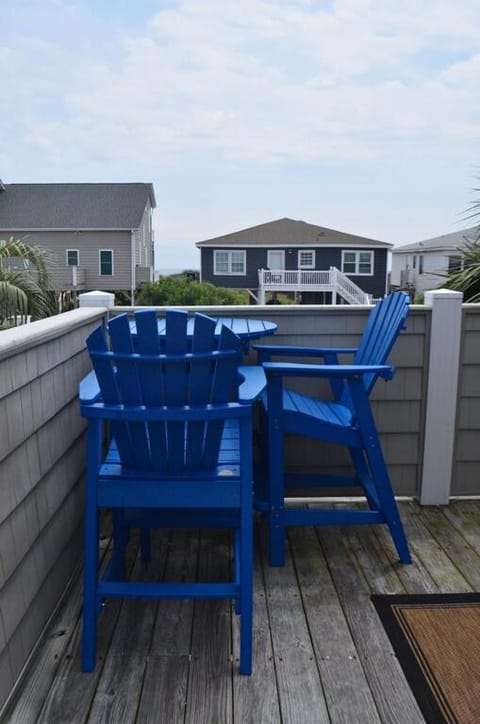 Patio, Balcony/Terrace, Seating area