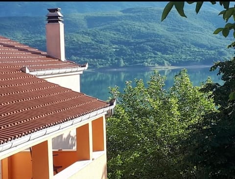 Rooms and Apartments Budiša Country House in Šibenik-Knin County, Croatia