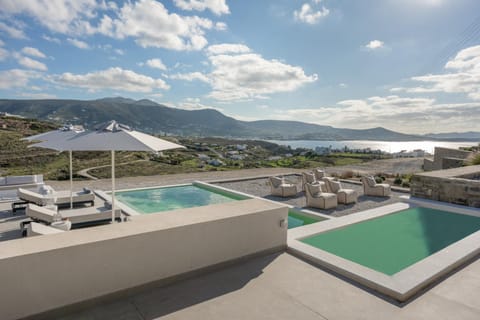 Hot Tub, View (from property/room), City view, Landmark view, Swimming pool