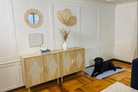 Living room, pet friendly