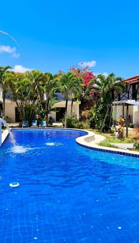 Garden, Swimming pool, Swimming pool, sunbed