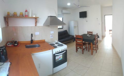 Kitchen or kitchenette, Food and drinks
