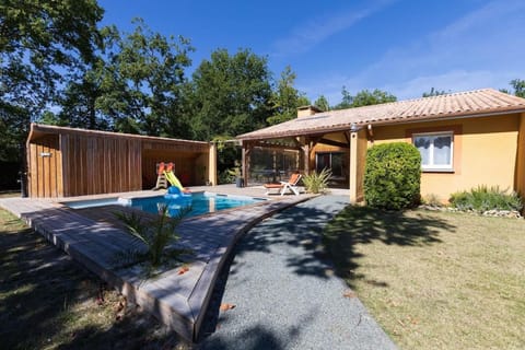 Patio, Garden view, Pool view