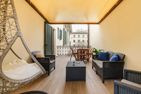 Patio, Day, View (from property/room), Balcony/Terrace, Living room, Seating area