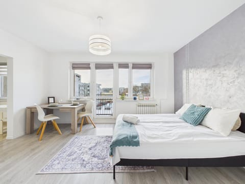Bed, Balcony/Terrace, Seating area, Bedroom