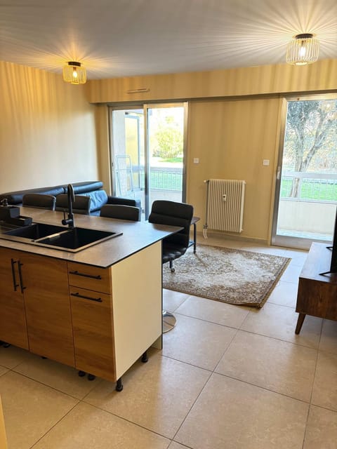 Le Ciel de Fabron Piscine et Tennis Apartment in Nice