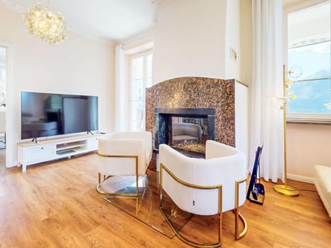 Villa Grande Dame by Fewotessin House in Locarno