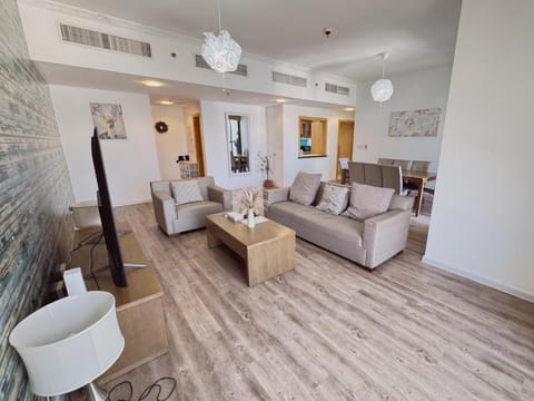 Property building, View (from property/room)