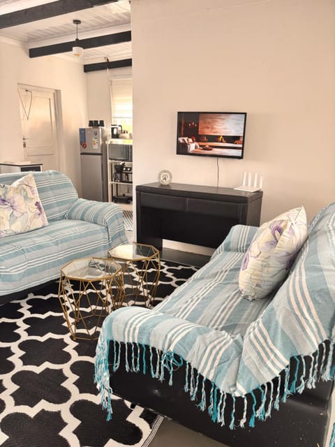 TV and multimedia, Seating area