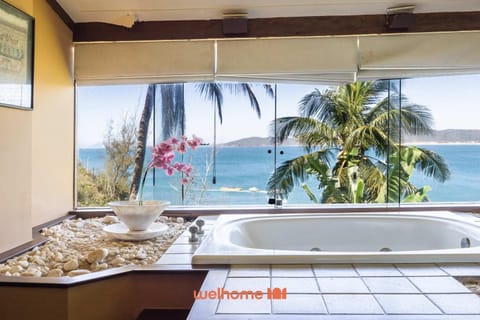 Mansao em Geriba com Piscina Infinita a Beira Mar House in Armacao dos Buzios