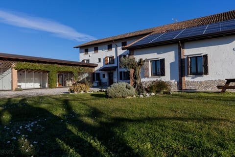 Property building, Spring, Garden, Garden view