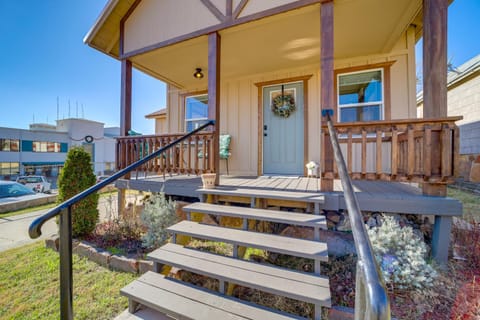 Dtwn McAlester Home Near Wedding Chapel and Casino House in McAlester