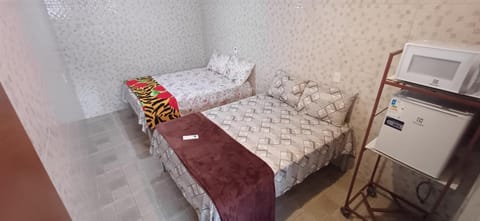 Photo of the whole room, microwave, minibar