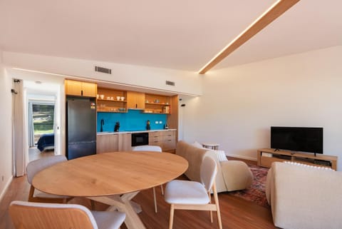 Communal lounge/ TV room, Kitchen or kitchenette, Living room, Dining area