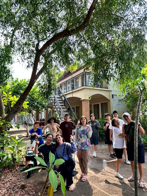 Property building, Garden view, group of guests