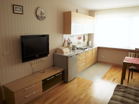 TV and multimedia, Kitchen or kitchenette, Living room