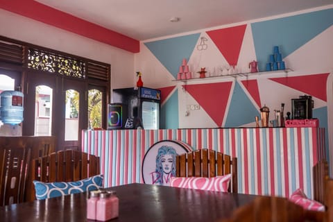 Restaurant/places to eat, Breakfast