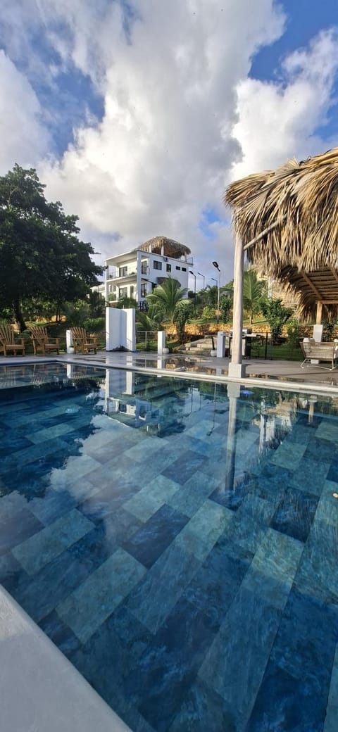 Property building, Swimming pool