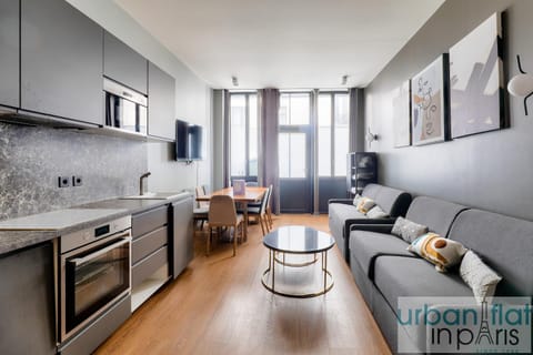 UrbanFlat 136 - Duplex de 4 chambres Saint Sebastien Apartment in Paris