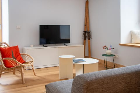 Appartement lumineux - 8 personnes - Wifi - Lave-linge - Au pied des pistes et des transports Apartment in Chamonix