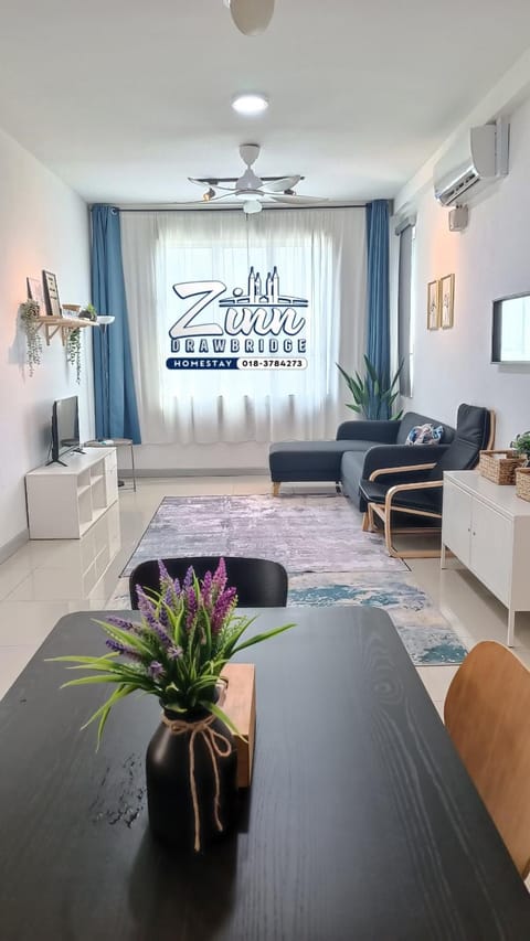 TV and multimedia, Living room, Seating area, air conditioner