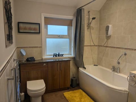 STANLEY HOUSE MORECAMBE Modern spacious 3 bed family home near seafront House in Morecambe