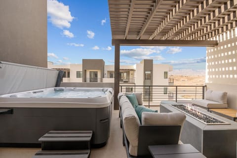 Weekend Vibes townhouse House in St George