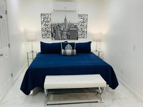 My Dream Space Apartment in Orange Park