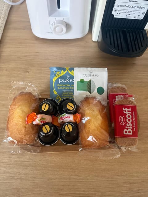 Coffee/tea facilities