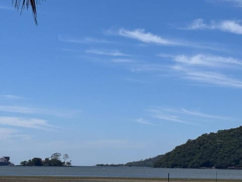 Entre o Mar e a Costa Verde, Frontal das Ilhas Apartment in State of Rio de Janeiro