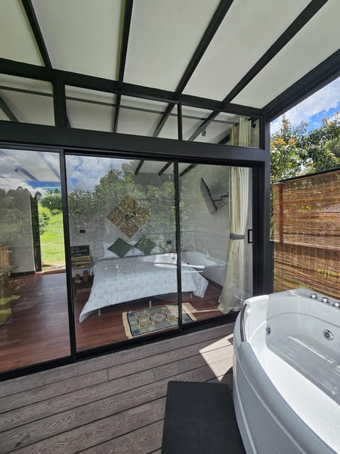 Day, Natural landscape, Hot Tub, Balcony/Terrace, Bath