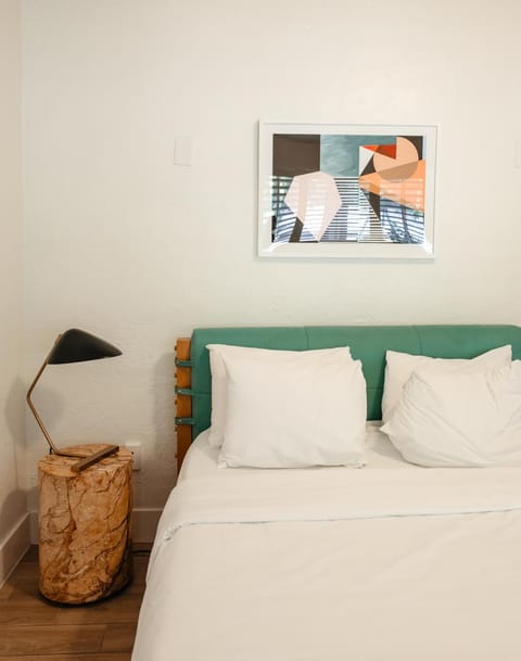 Suites by The Wellborn Apartment in Orlando