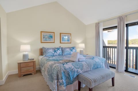 1609 Port Villas - Sleeps 6, Waterfront House in Hilton Head Island