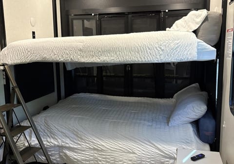 Hidden Paradise Campground/ 
RV Resort in Florida