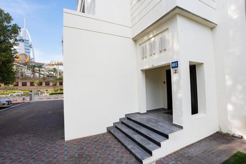 Iconic Villa Villa in Dubai