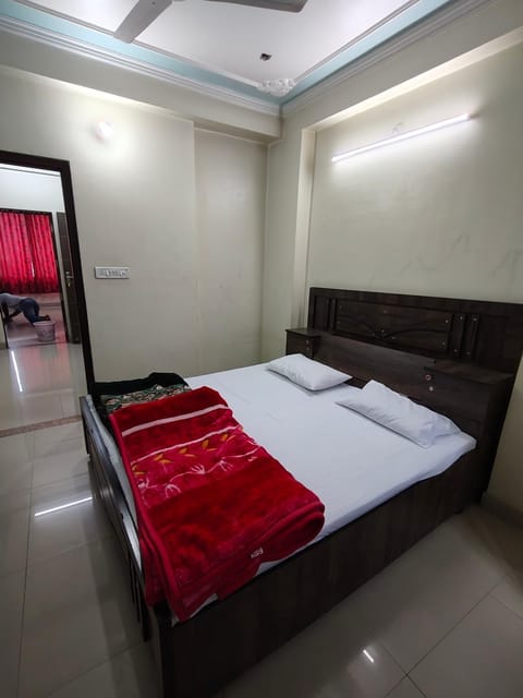 Prime Location 2BHK Near Railway Station Apartment in Jaipur