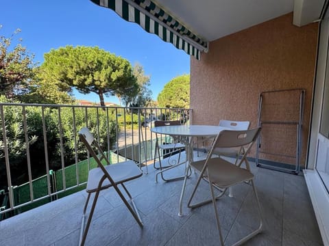 Garden, Balcony/Terrace