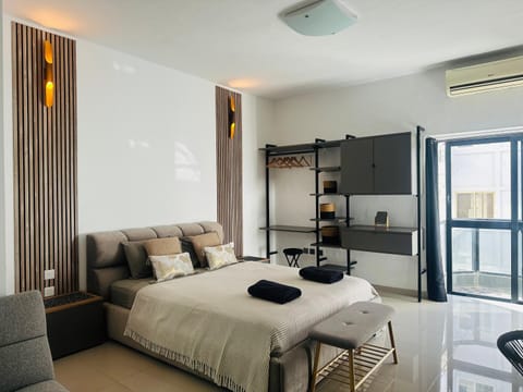 Elite Area Sliema Hub Vacation rental in Sliema