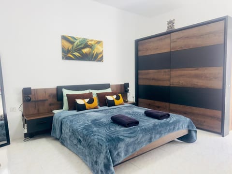 Elite Area Sliema Hub Vacation rental in Sliema