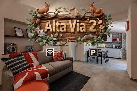 Living room, Seating area, Dining area, Logo/Certificate/Sign