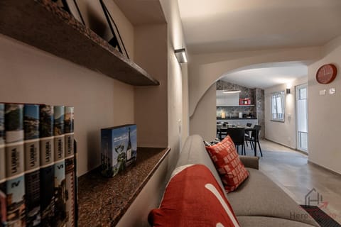 Communal lounge/ TV room, Living room, Seating area, Dining area