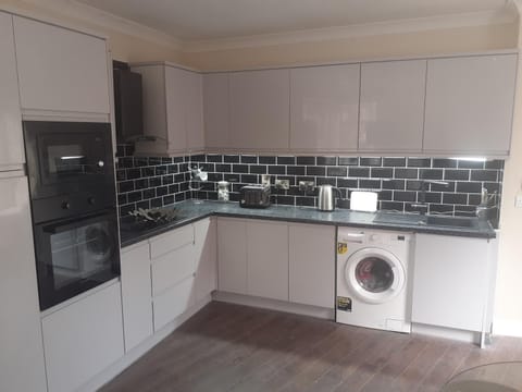 Double room beside tramline Vacation rental in Dublin