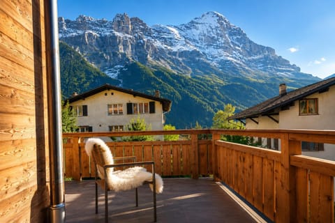 Nearby landmark, Spring, Day, Natural landscape, View (from property/room), Balcony/Terrace, Mountain view