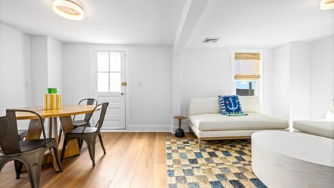 5BR plus Den - Downtown OC - Sleeps 16 House in Ocean City