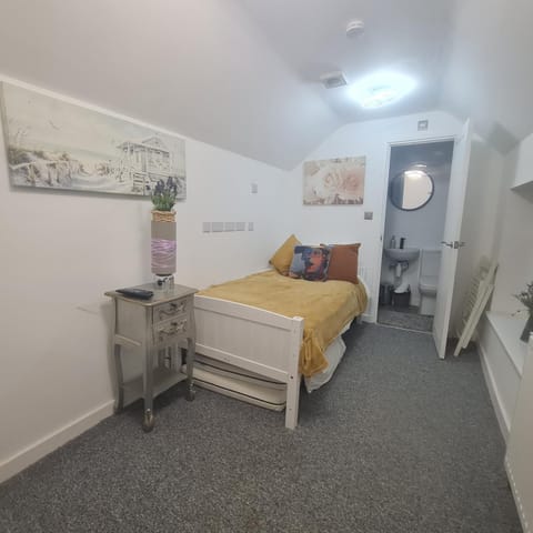 Bespoke en-suite room Banbury Bed and Breakfast in Banbury